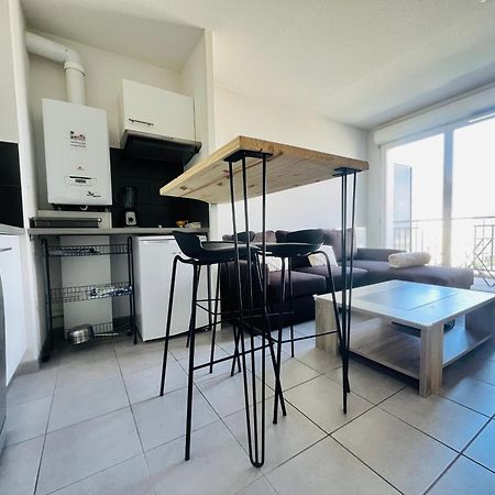 Pause Parenthese Apartment Lormont Bagian luar foto